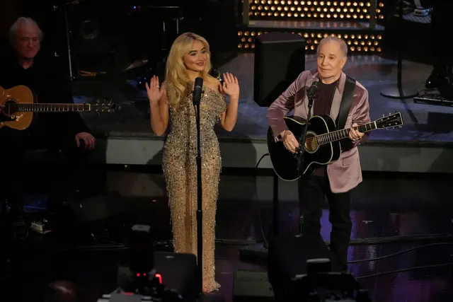 SNL50 - 02-16-snl-50-perf_003